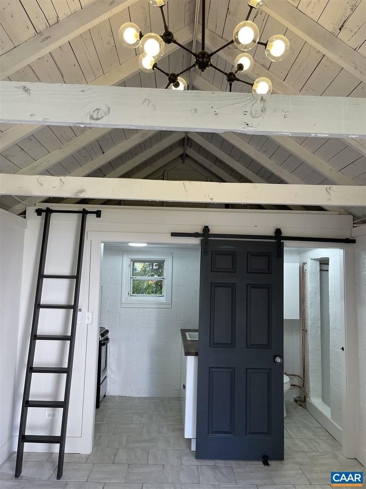 804 Hinton Ave - Photo 5 of 18