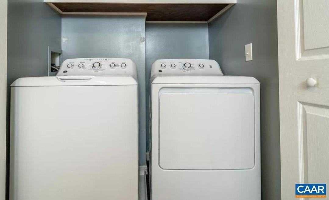 2339 Avalon Woods Dr - Photo 3 of 7