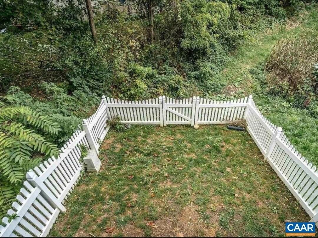 2339 Avalon Woods Dr - Photo 7 of 7