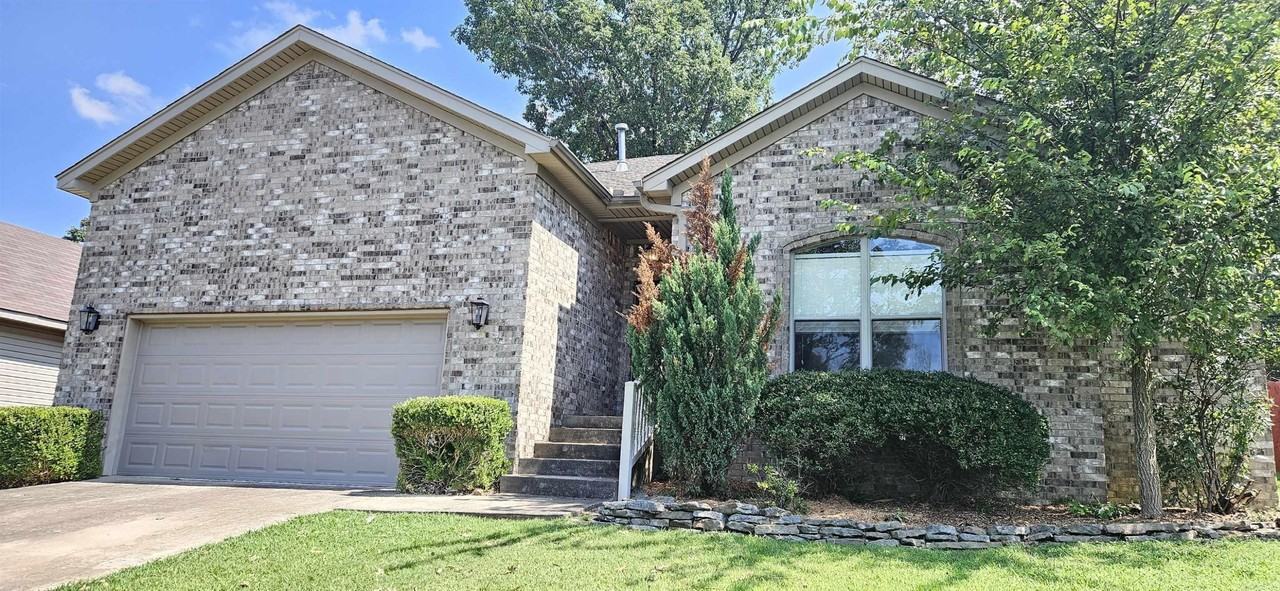 3061 Woodruff Creek Dr - Photo 2 of 19