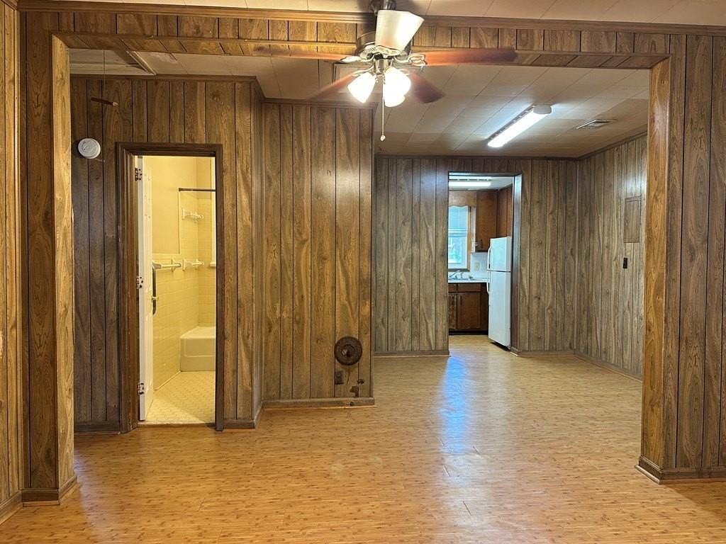 4008 Maple Cir - Photo 5 of 14