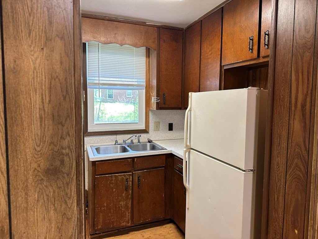 4008 Maple Cir - Photo 7 of 14