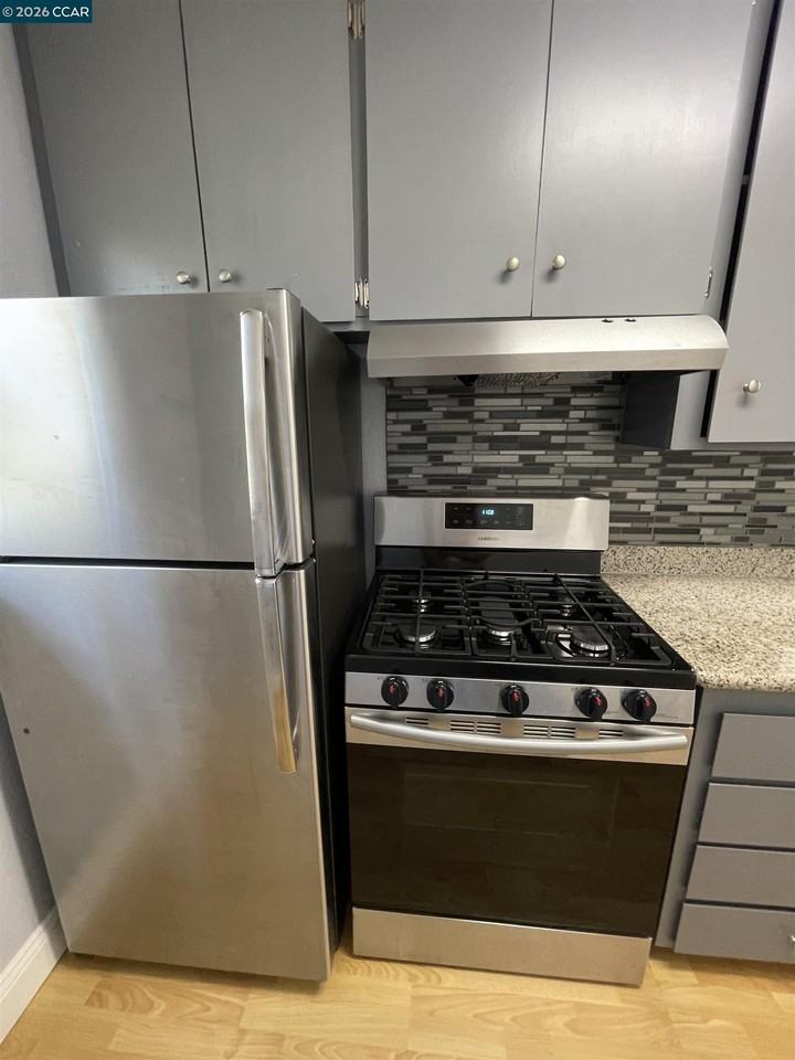 1705 Linden St Apt 2 - Photo 7 of 22