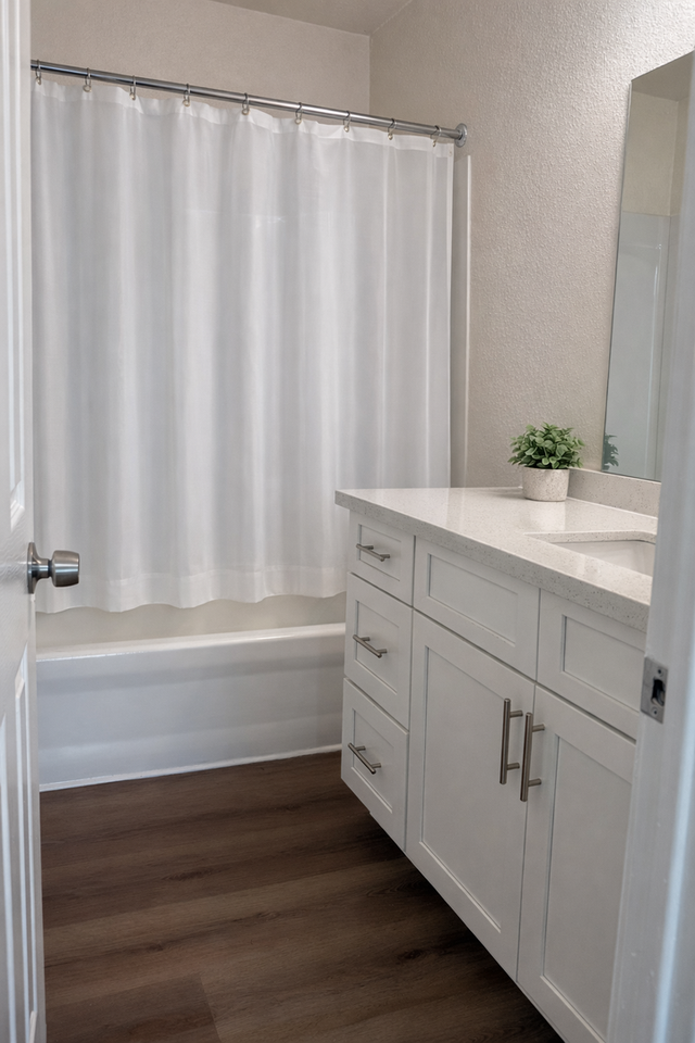 9010 Tobias Avenue - Photo 6 of 9