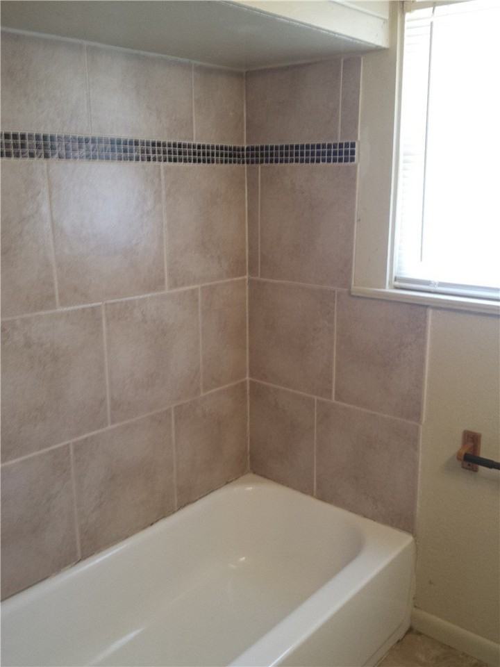 219 Tutt Ave - Photo 7 of 15