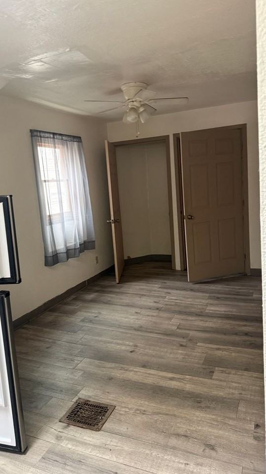 315 N Shenango St - Photo 7 of 8