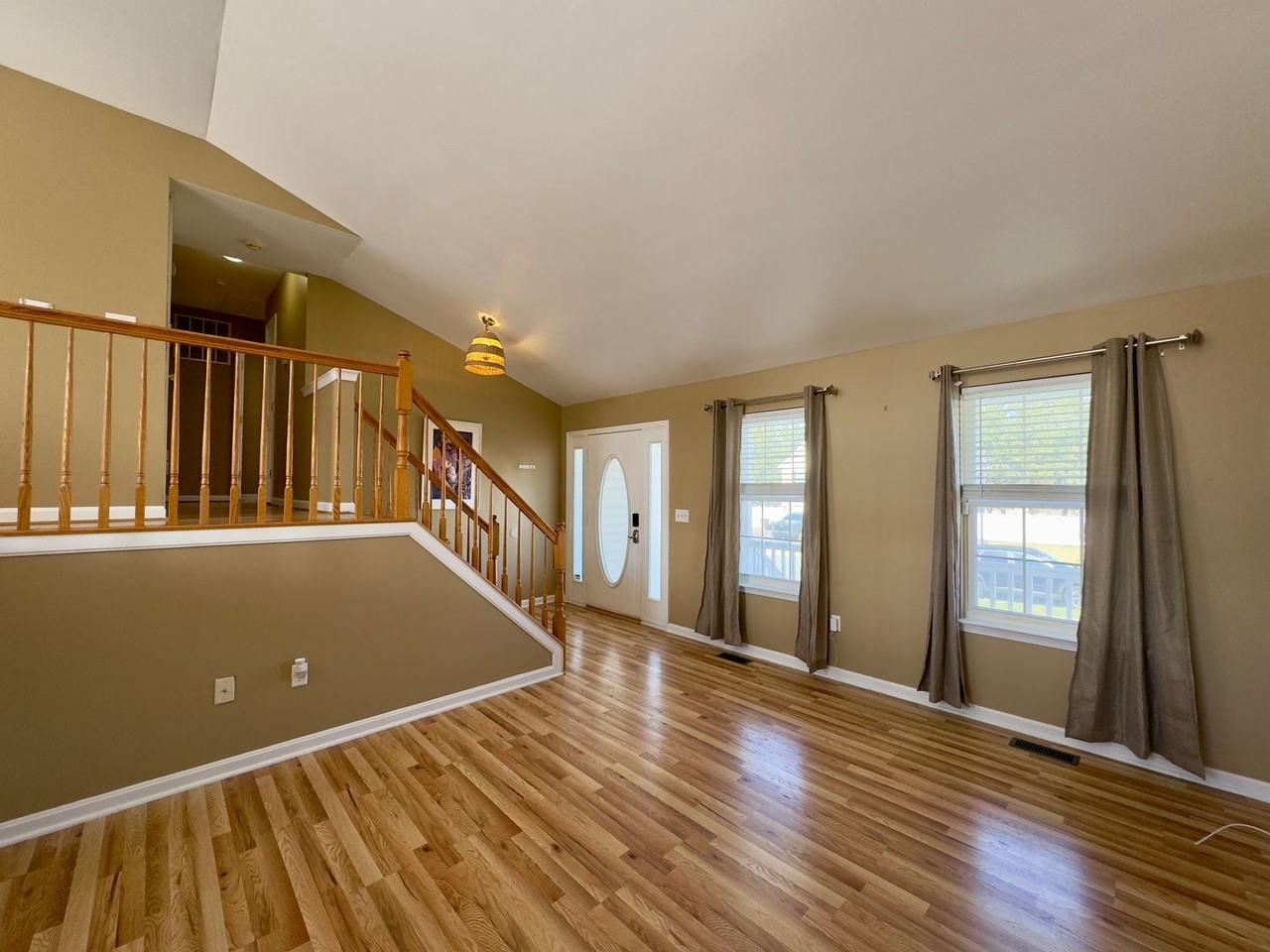 9807 Dee Way - Photo 7 of 31