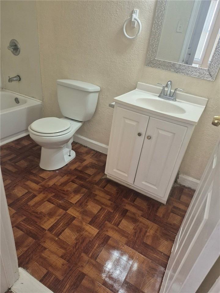 3143 Magnolia St - Photo 6 of 14