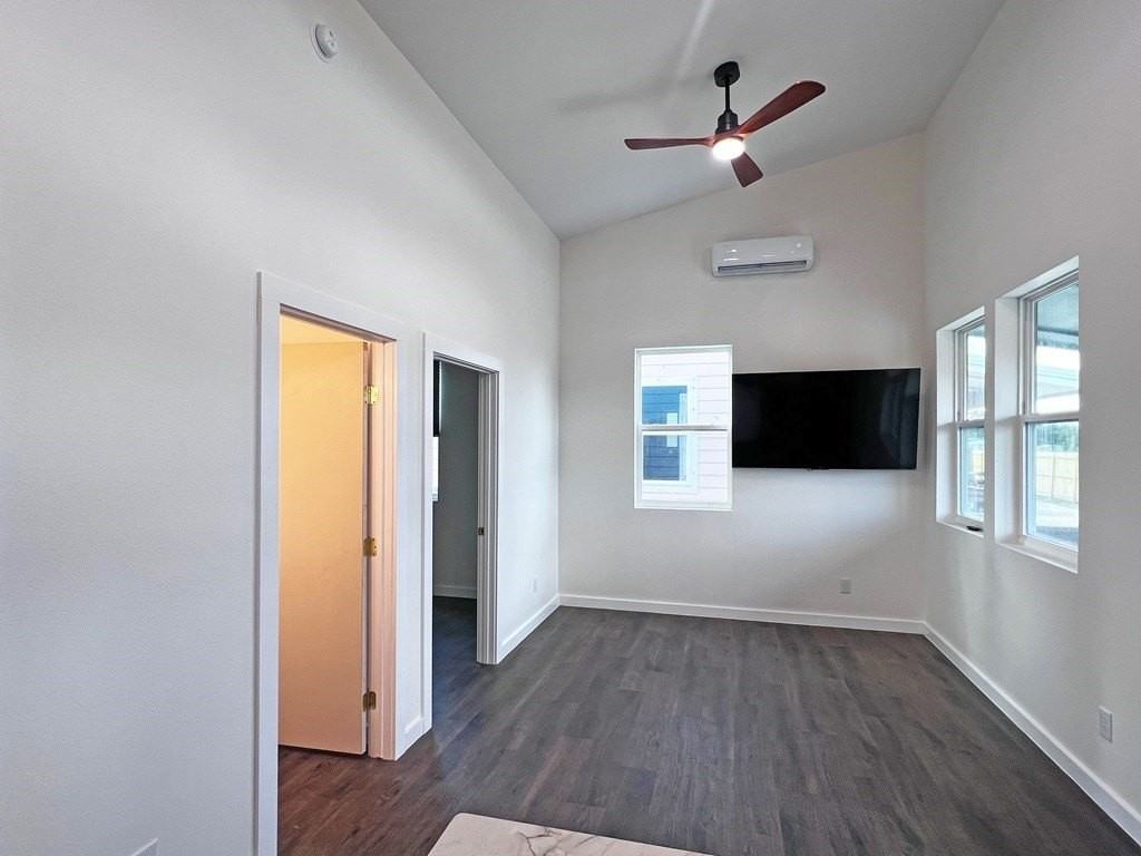 110 Landry Cir - Photo 3 of 17