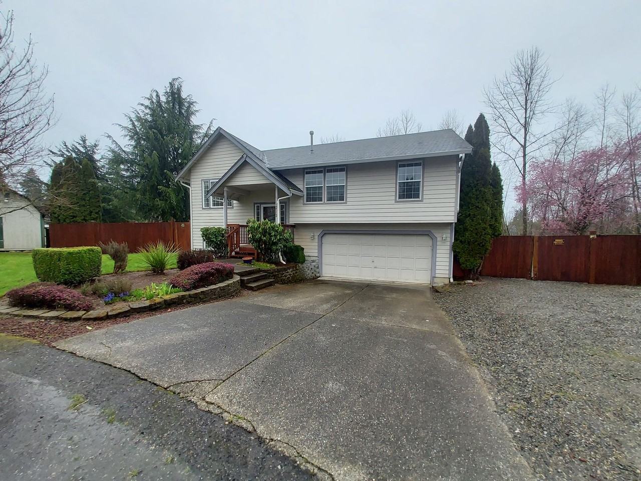 22902 128th Ave E - Photo 4 of 44