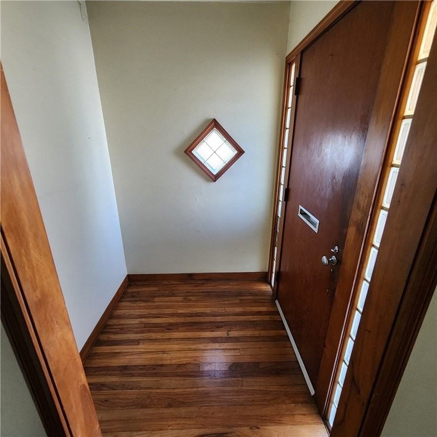 1446 Annapolis Dr - Photo 2 of 23