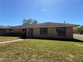 featured image of 6022 Killarney Dr