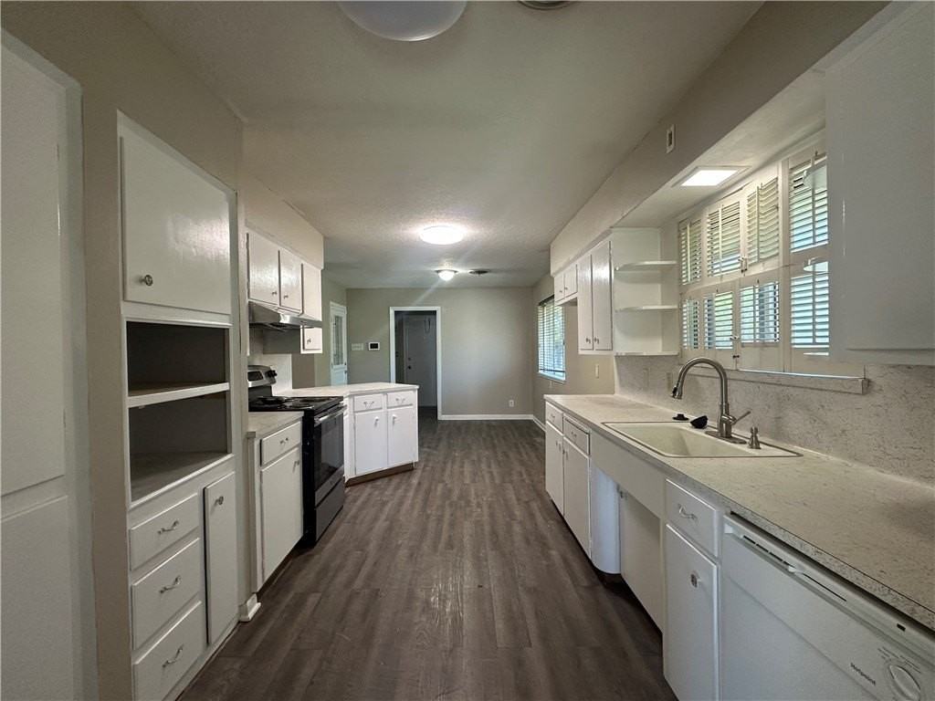 6022 Killarney Dr - Photo 5 of 12