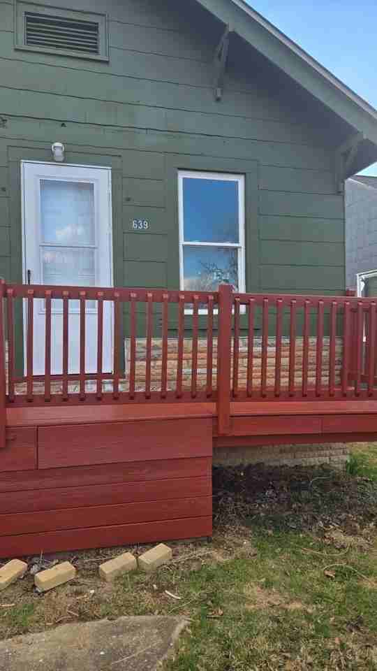 639 S Waverly St - Photo 2 of 4