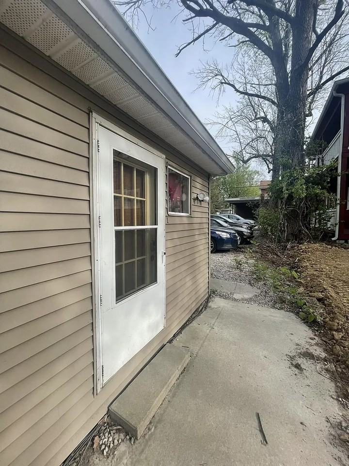 521 E. 7th - Photo 4 of 15