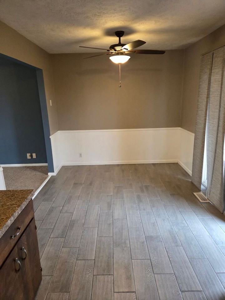 15021 Westchester Cir - Photo 4 of 13