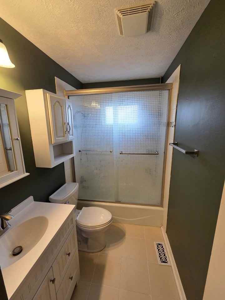 15021 Westchester Cir - Photo 7 of 13