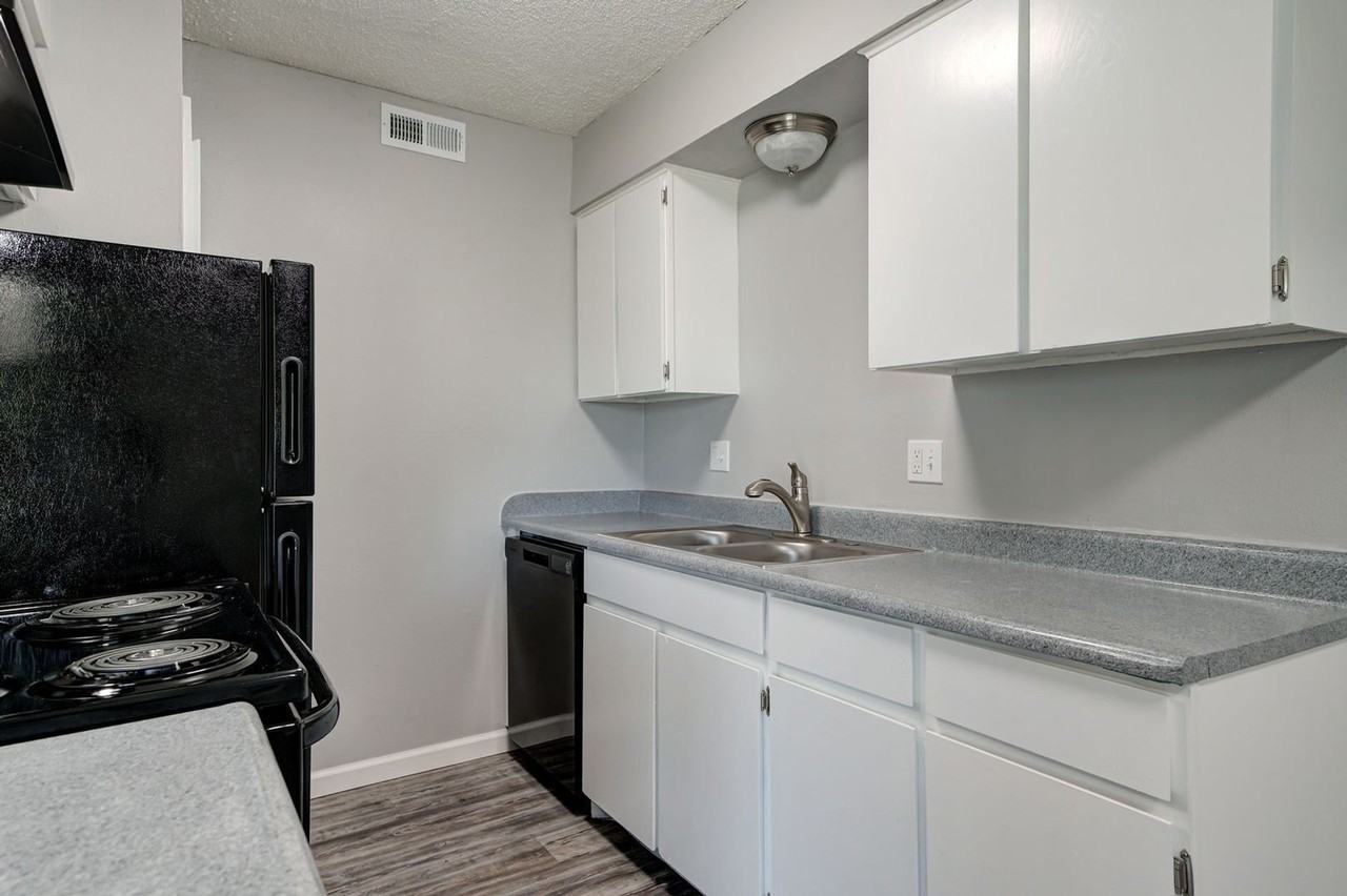 4030 S Douglas Ave #267 - Photo 7 of 29