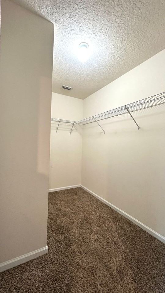 2054 Nottoway Woods Ln - Photo 4 of 23