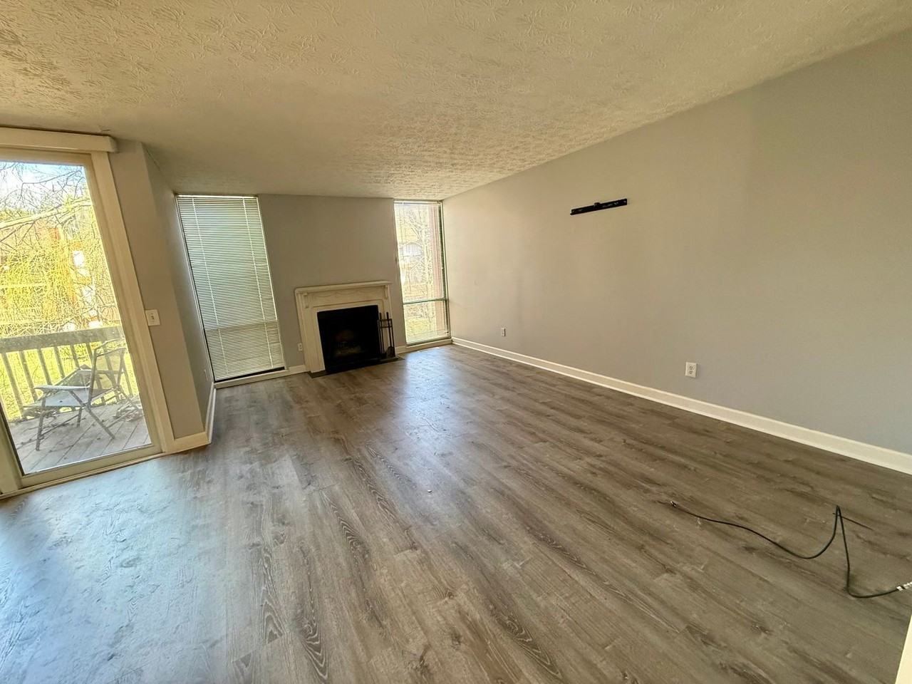 4994 Wintersong Ln - Photo 5 of 16