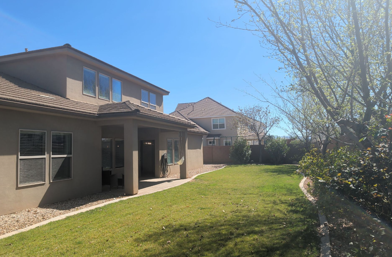 3866 S 170 W - Photo 2 of 10