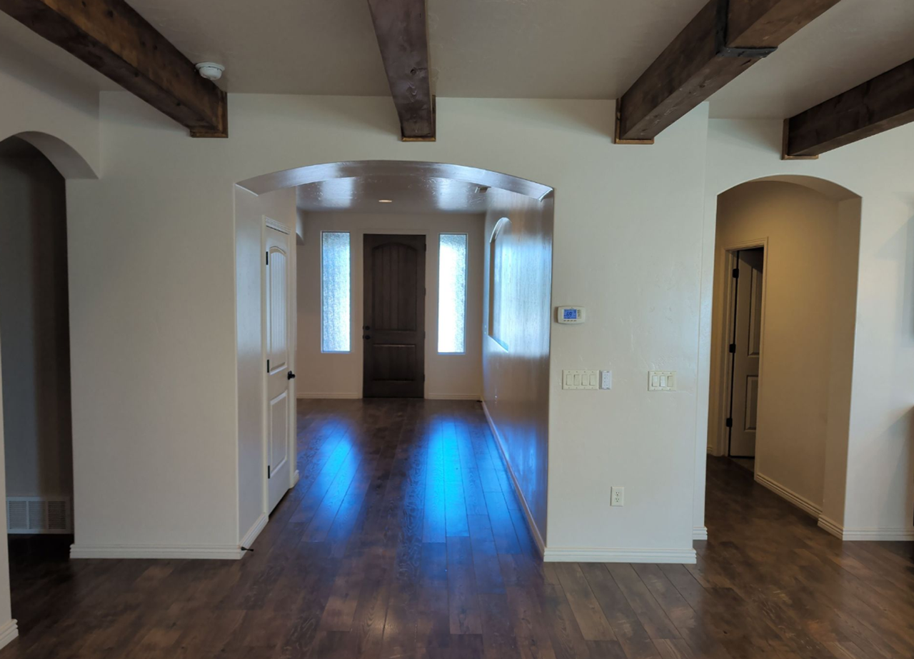 3866 S 170 W - Photo 4 of 10