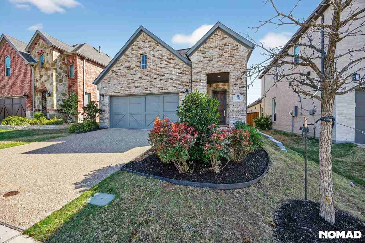 1780 Dartmoor Dr - Photo 2 of 32