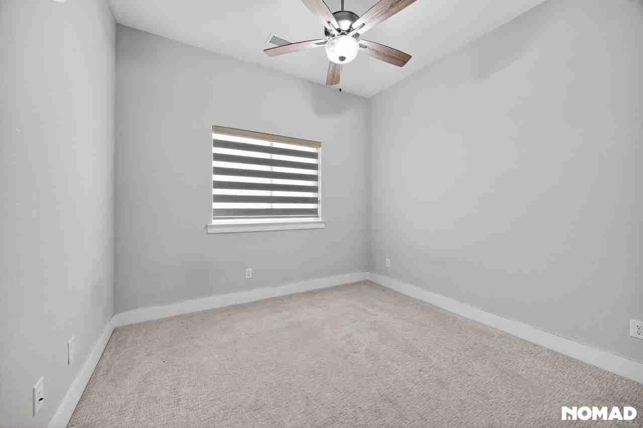 1780 Dartmoor Dr - Photo 7 of 32