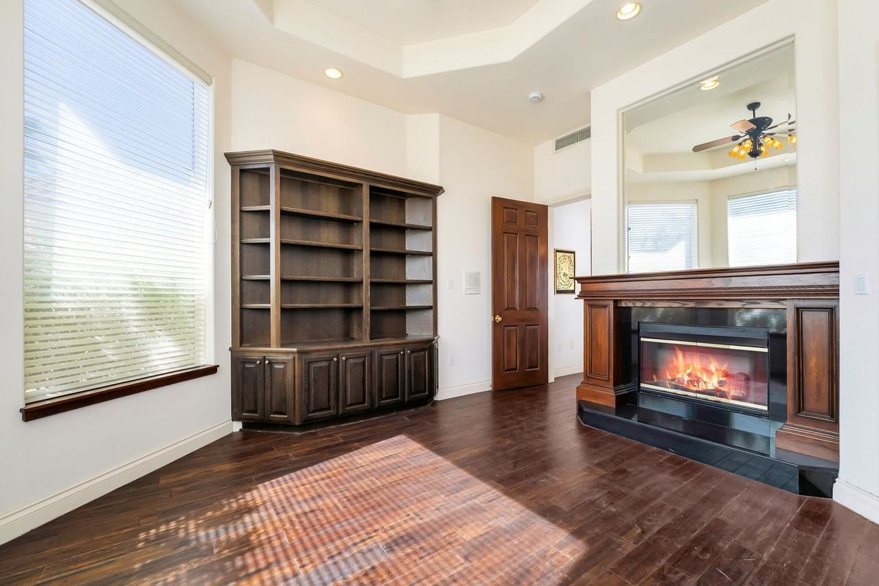 27 Grand Miramar Dr - Photo 5 of 32