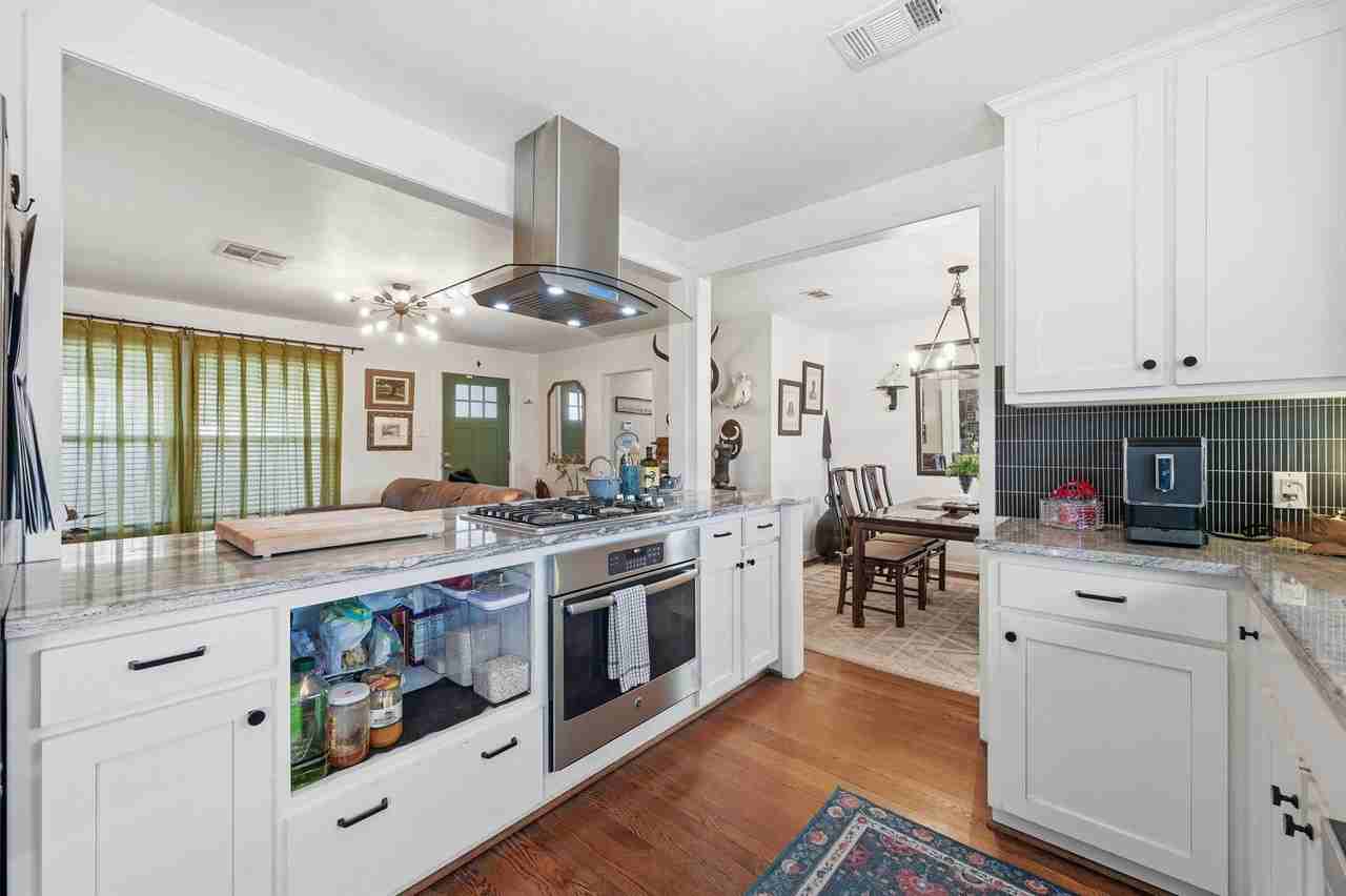 3826 Lenel Dr - Photo 7 of 20