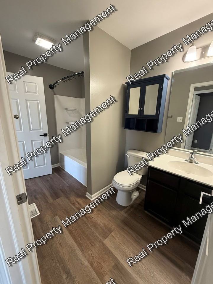 11165 Orange St - Photo 7 of 10