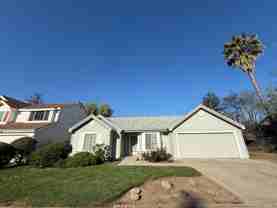 8665 N Cedar Ave - Photo 1 of 1