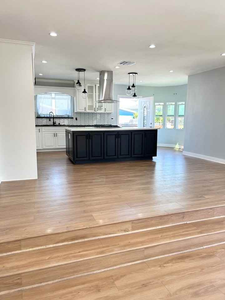 10603 S Osage Ave - Photo 4 of 14