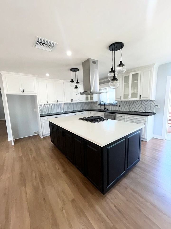 10603 S Osage Ave - Photo 6 of 14