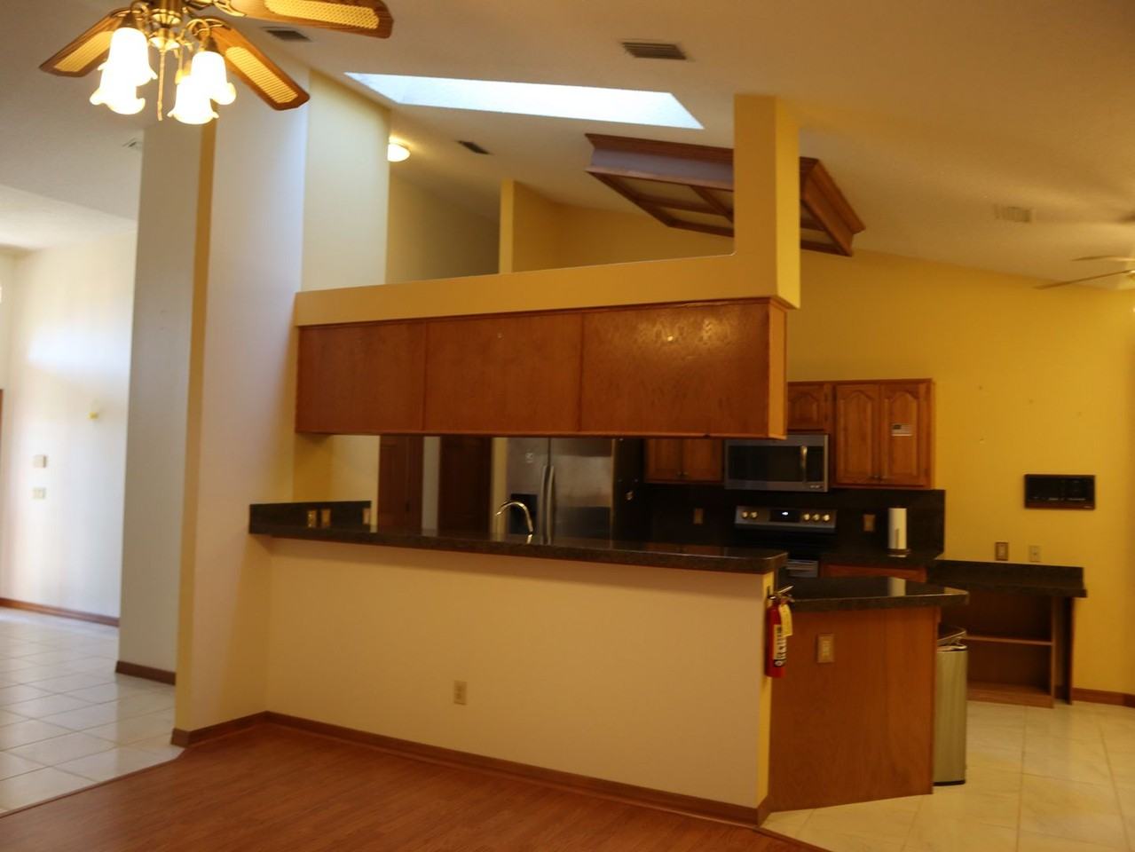 2052 Watersedge Dr - Photo 6 of 48