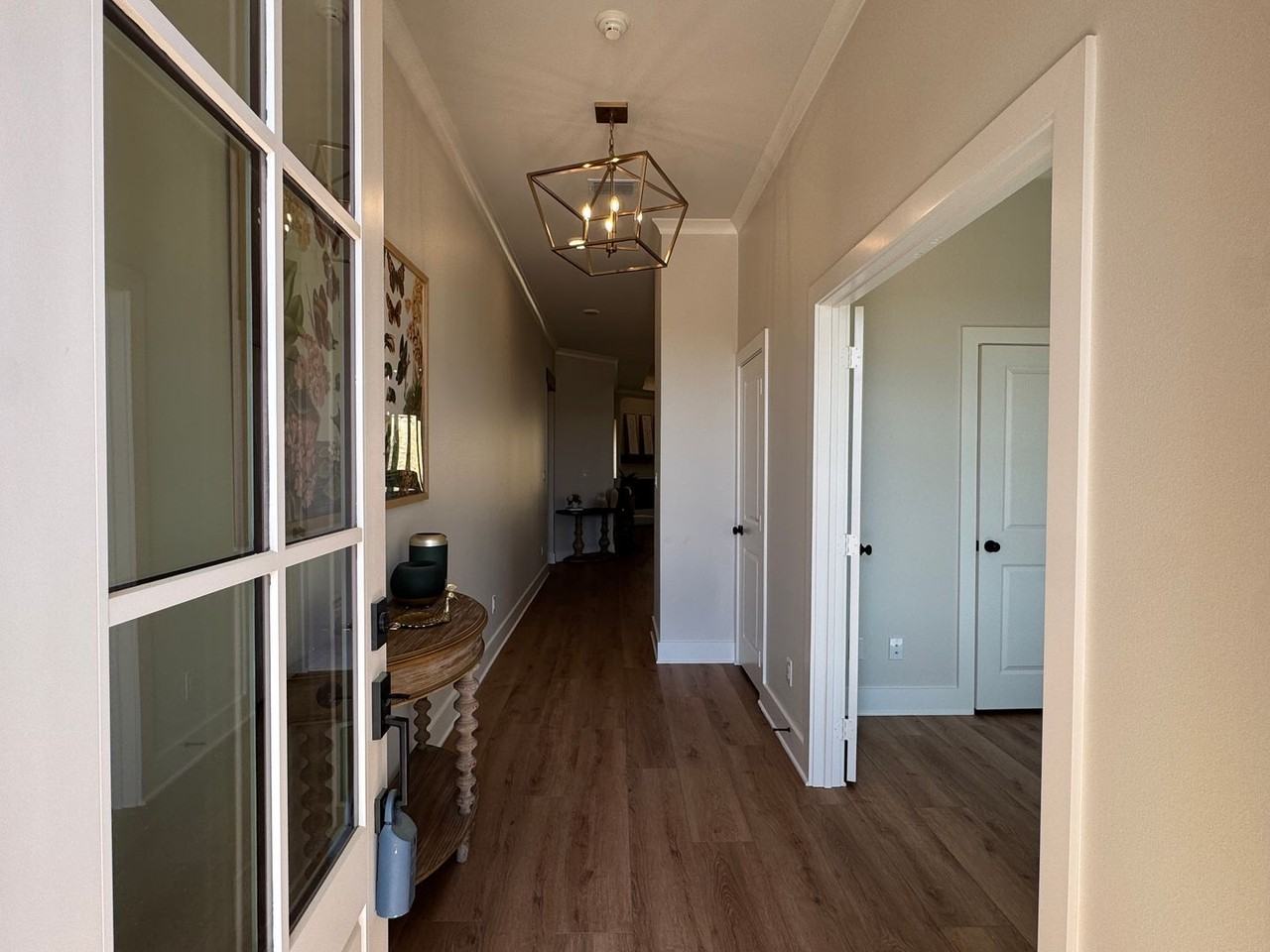 9248 Villas Ct - Photo 4 of 38