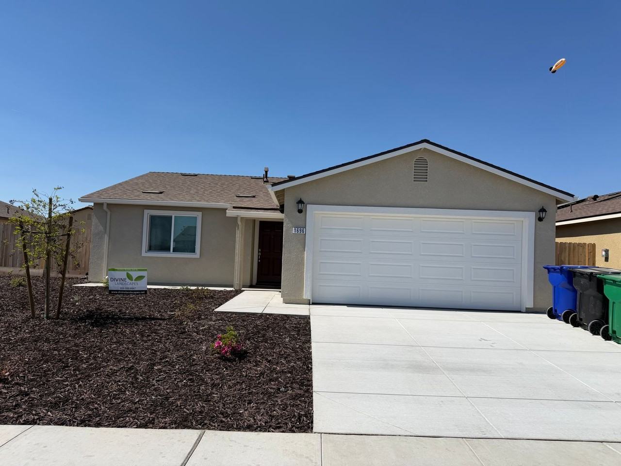 1696 Hume Lake Ave - Photo 2 of 14