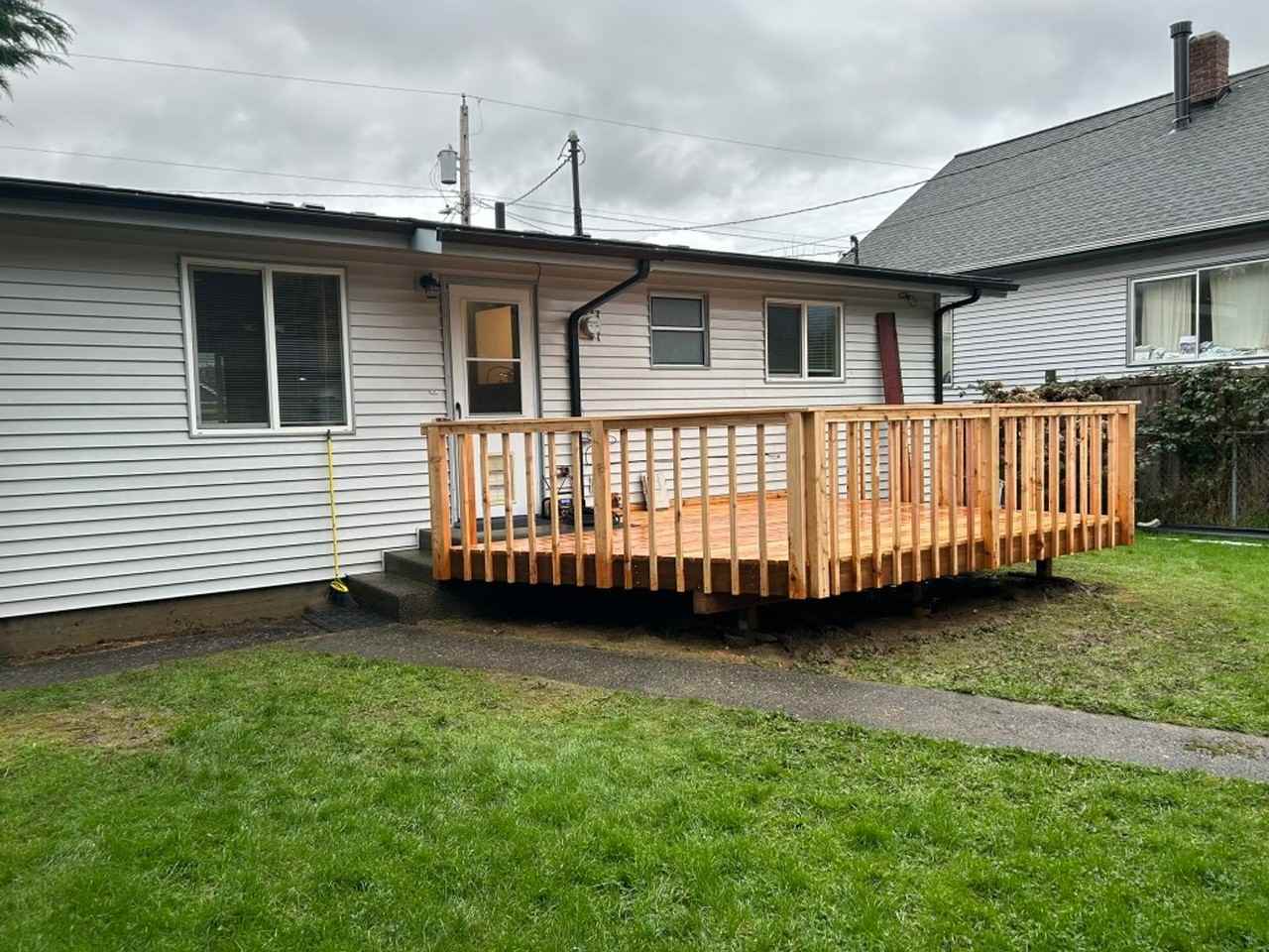 418 Williams Ave N - Photo 3 of 16