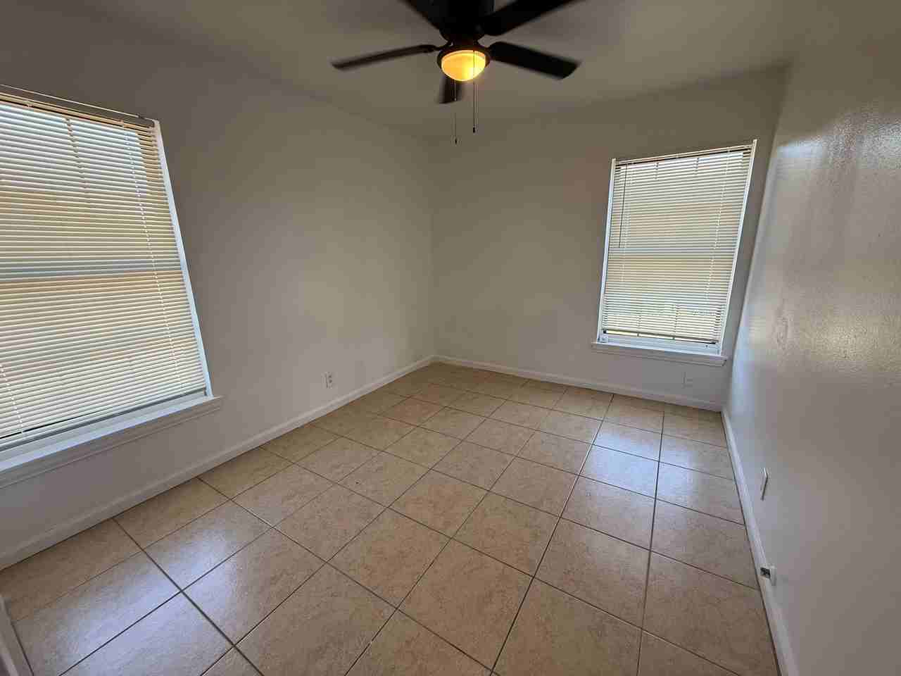 368 Readwell Dr - Photo 6 of 8