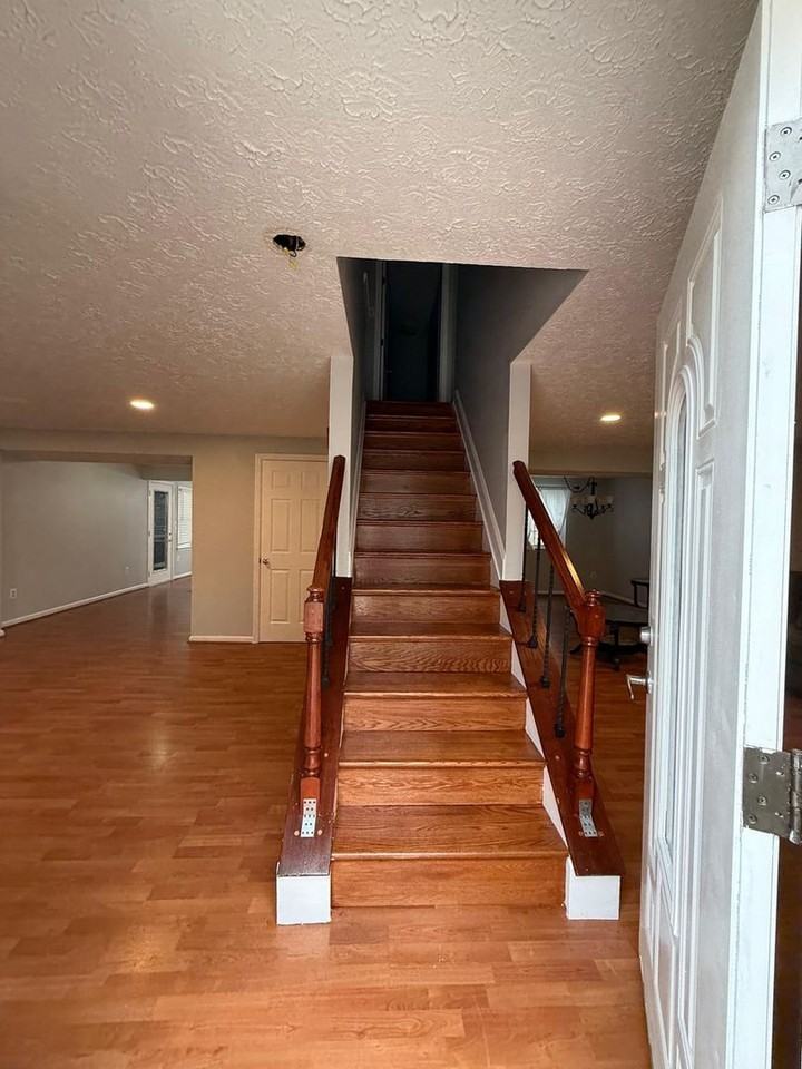 8302 White Star Ct - Photo 5 of 37