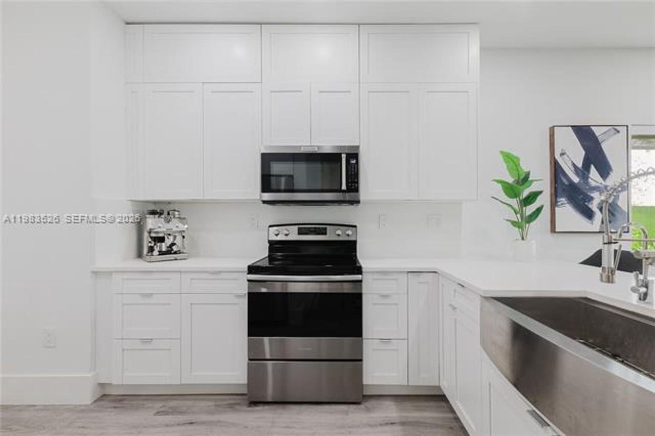 12735 12735 SW 49th Ct th 12735 - Photo 5 of 50