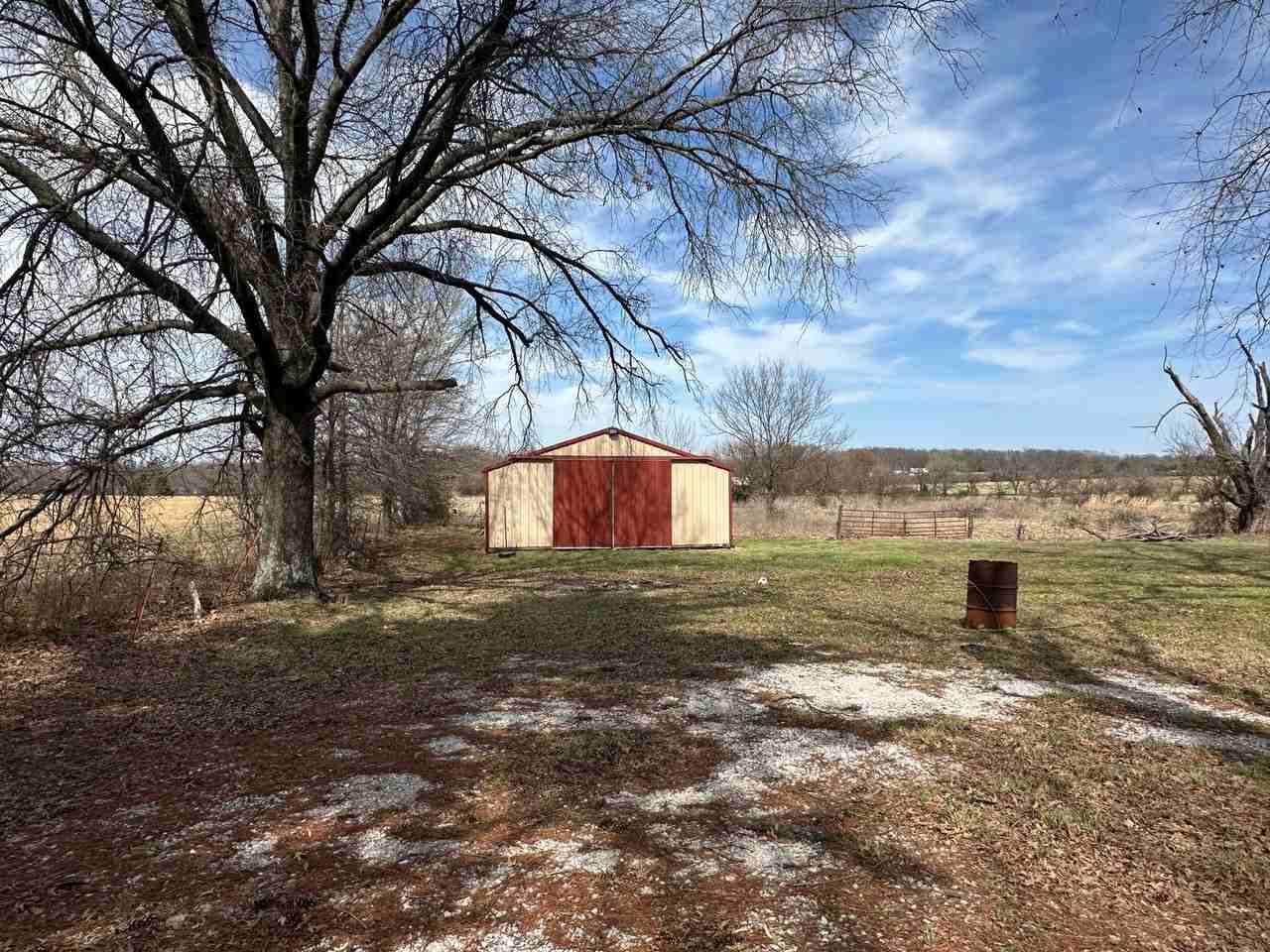 6330 Foliage Rd - Photo 5 of 19