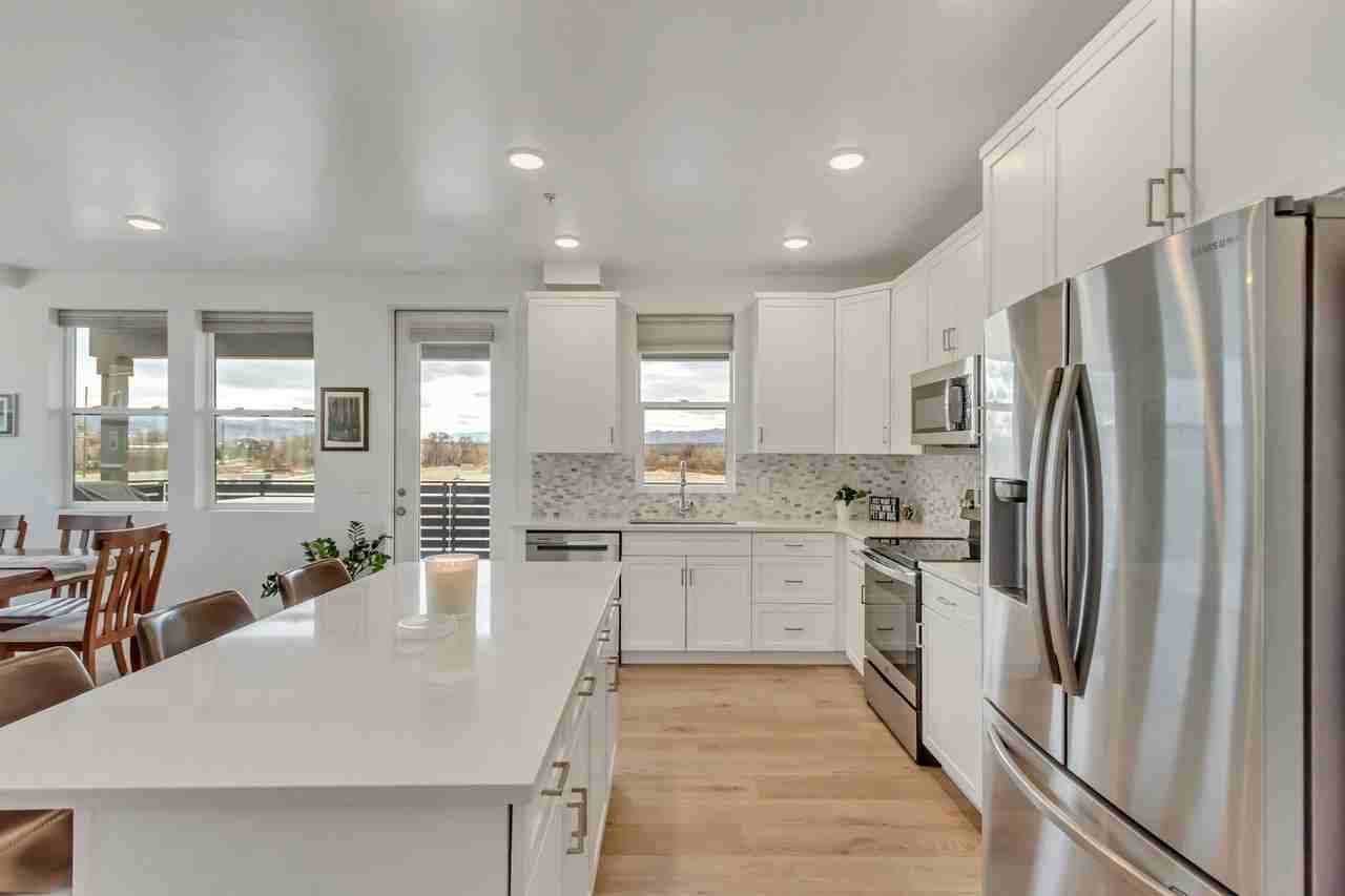 8392 S Sky Mirror Ln #203 - Photo 5 of 31