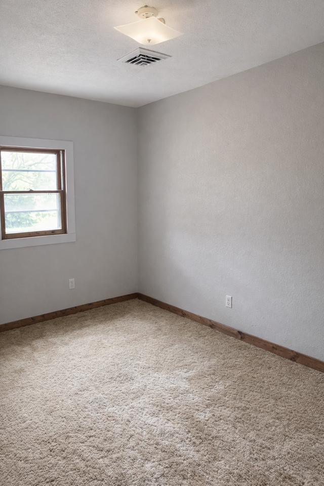 121 W Marshall St - Photo 2 of 9