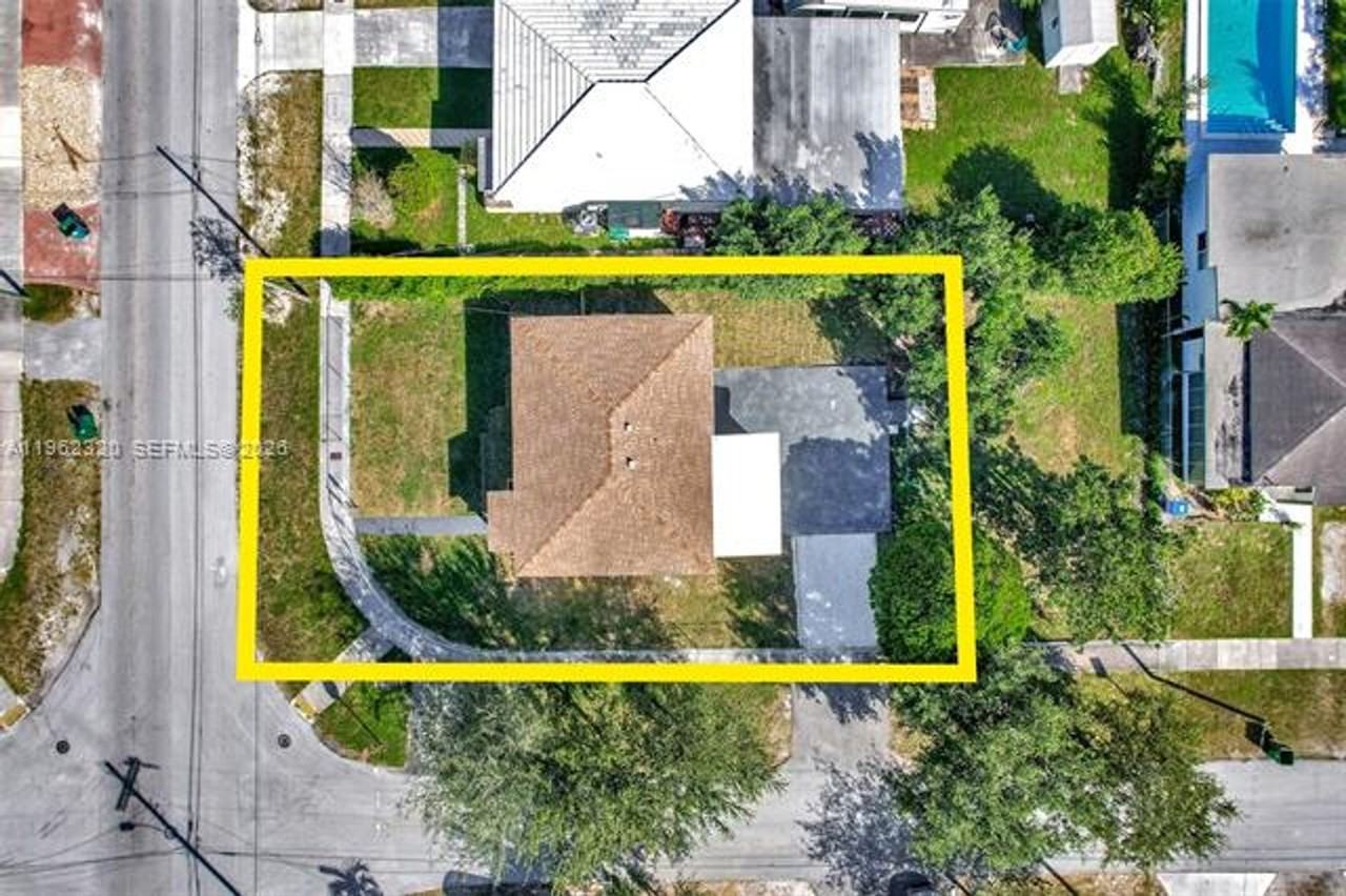 6540 Sw 4th St #6540 - Photo 3 of 42