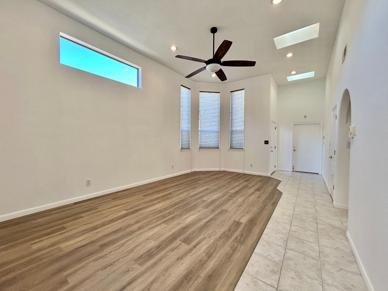 711 Tramway Pl Ne #34 - Photo 3 of 34