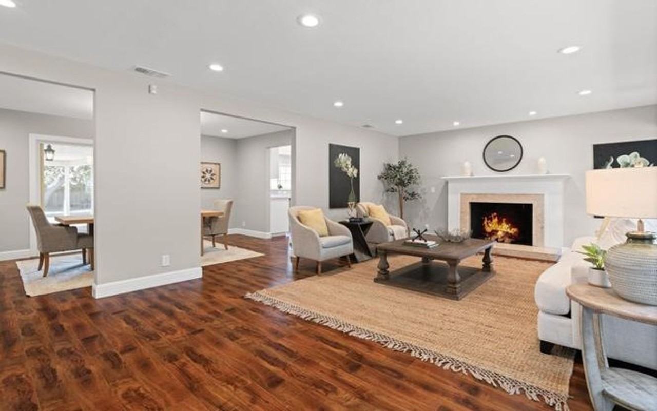 1261 Davis Ave - Photo 2 of 26