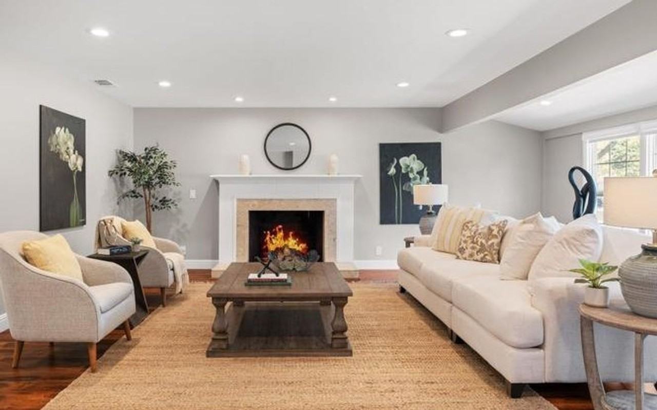 1261 Davis Ave - Photo 4 of 26