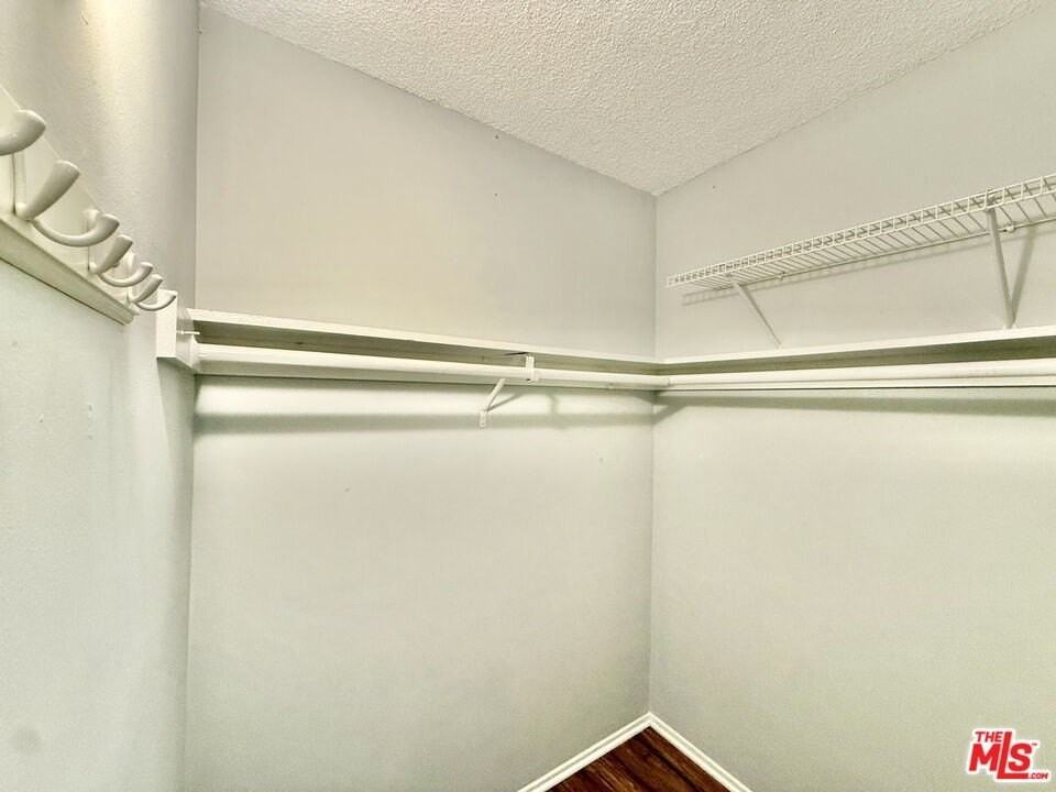 127 Loma Vista St Apt 5 - Photo 6 of 6