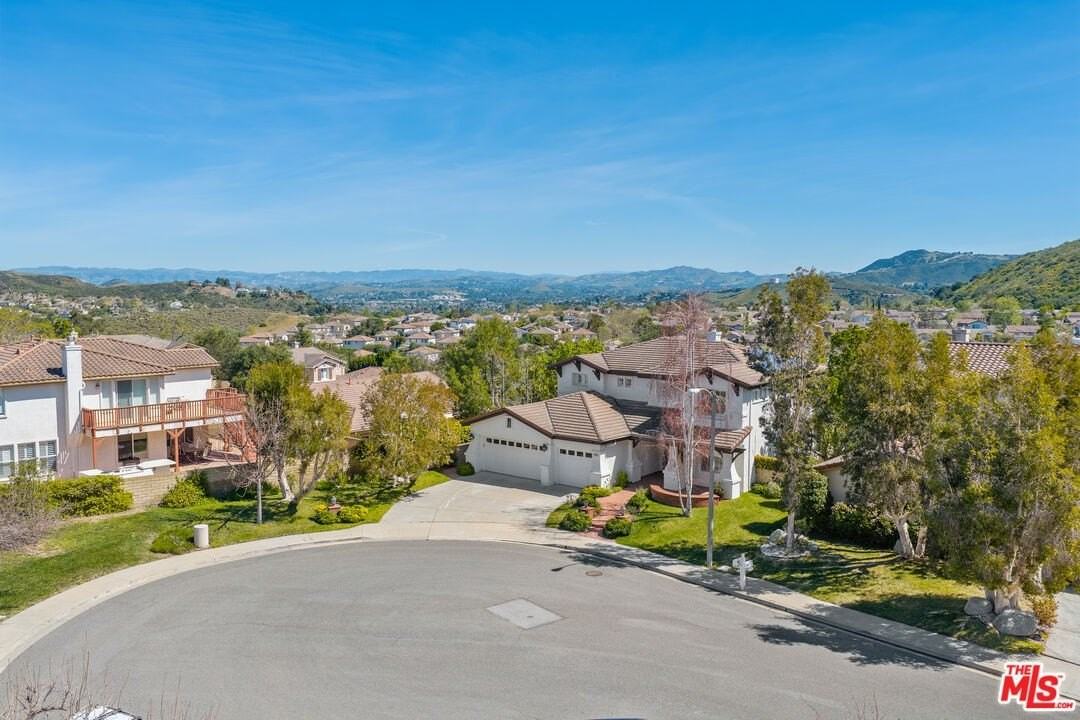 674 Via De Tierra - Photo 2 of 30